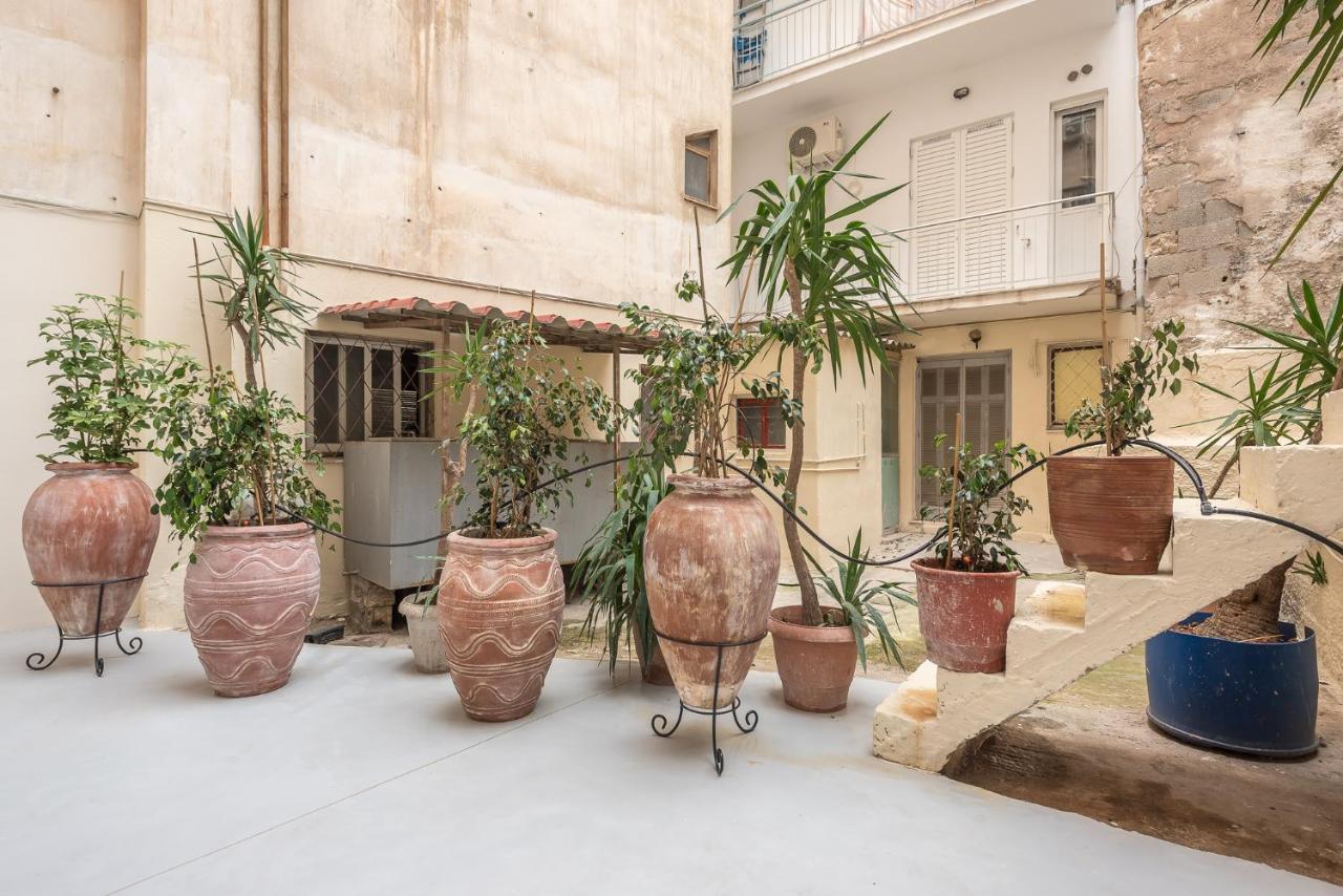 The Courtyard Oasis Lejlighed Athen Eksteriør billede